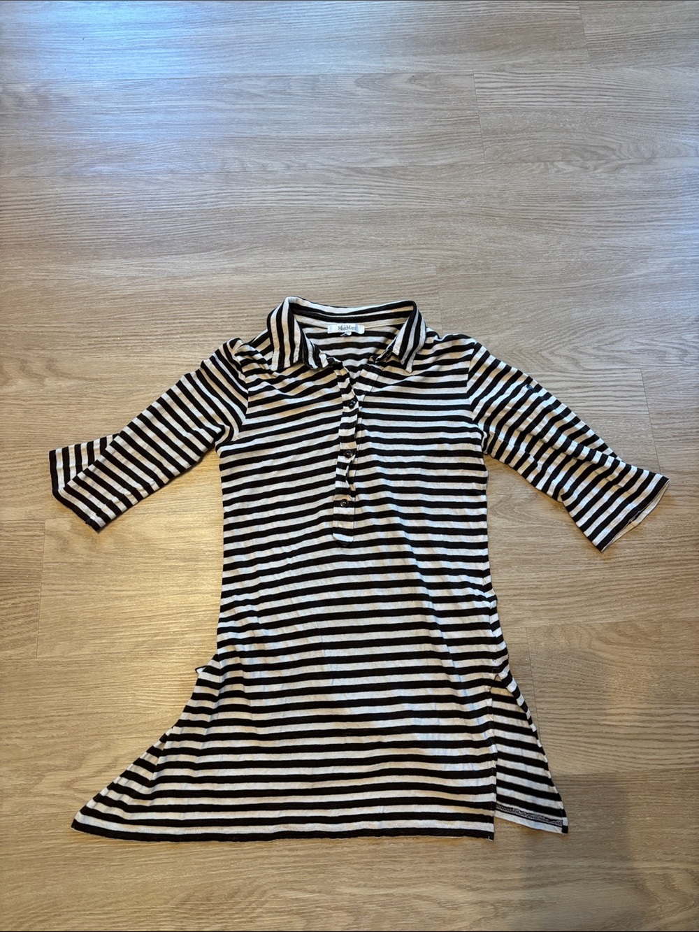 MaxMara Women’s M Asymmetrical Hem Striped Linen Blend Roll Tab Sleeves Polo